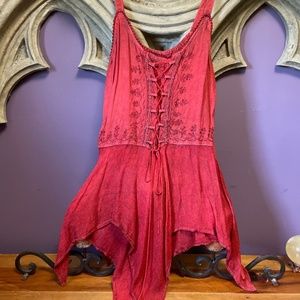 Red handkerchief hem tank